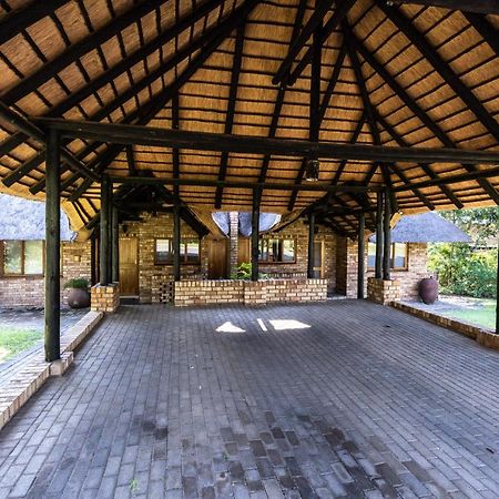 Legend Safaris 257B - In Kruger Park Lodge Hazyview Exterior photo