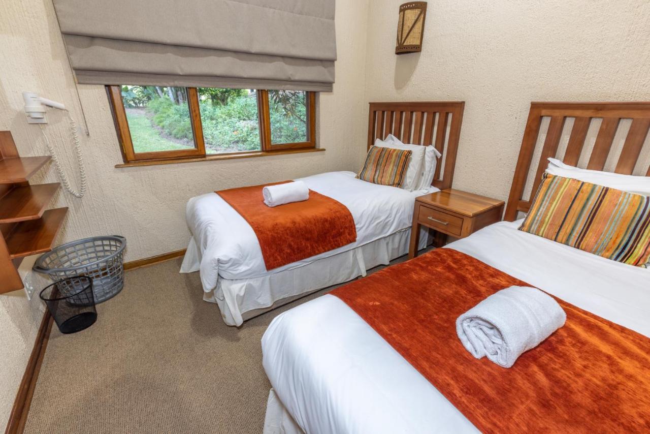Legend Safaris 257B - In Kruger Park Lodge Hazyview Exterior photo